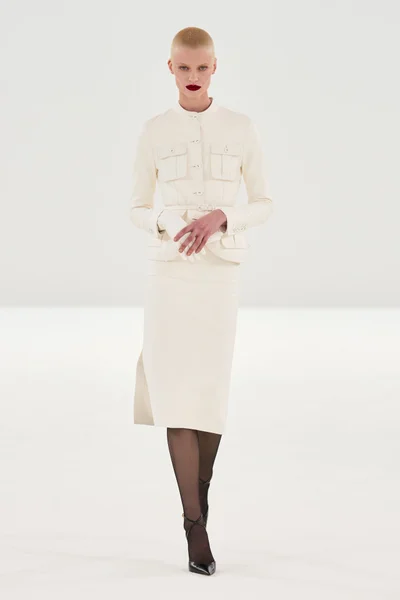 Look 1